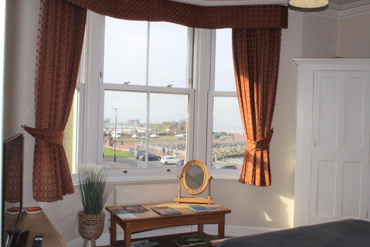 The Crown Hotel Morecambe Exterior foto